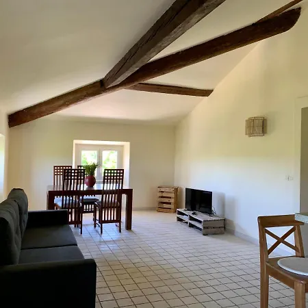 度假居 Le Chateau Des Anglades 耶尔
